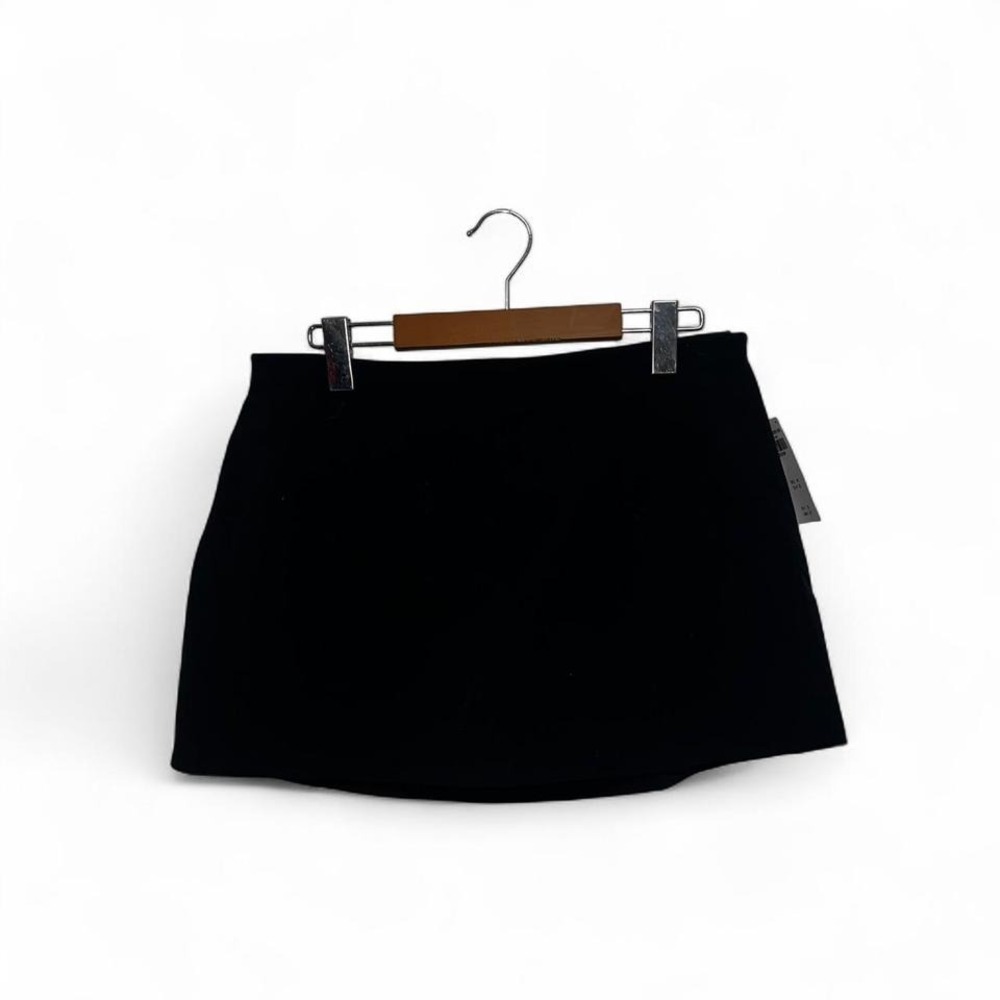 Abercrombie mini athletic skirt with shorts